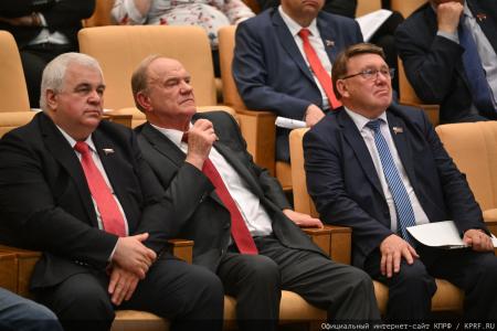 «От страха расплавилась совесть»: Г.А. Зюганов разгромил фейки о вкладах и отмобилизовал КПРФ на «Программу Победы»