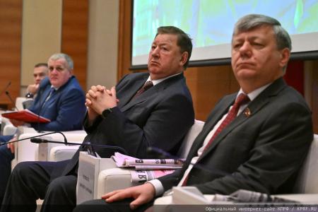 «От страха расплавилась совесть»: Г.А. Зюганов разгромил фейки о вкладах и отмобилизовал КПРФ на «Программу Победы»
