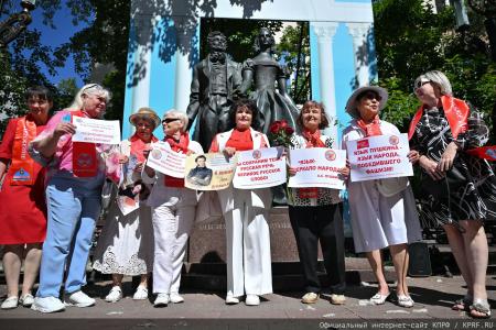 Г.А. Зюганов: Чтобы стать похожим на Пушкина, надо быть свободным, независимым и правдивым
