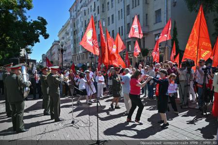 Г.А. Зюганов: Чтобы стать похожим на Пушкина, надо быть свободным, независимым и правдивым