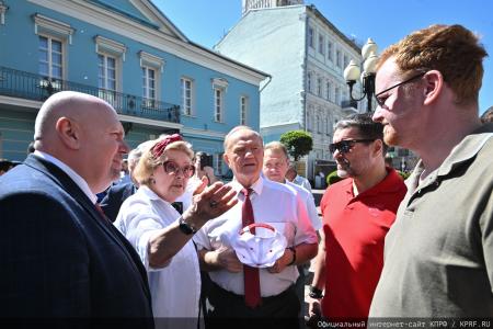 Г.А. Зюганов: Чтобы стать похожим на Пушкина, надо быть свободным, независимым и правдивым