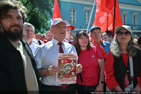 Г.А. Зюганов: Чтобы стать похожим на Пушкина, надо быть свободным, независимым и правдивым
