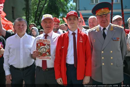 Г.А. Зюганов: Чтобы стать похожим на Пушкина, надо быть свободным, независимым и правдивым