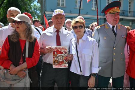 Г.А. Зюганов: Чтобы стать похожим на Пушкина, надо быть свободным, независимым и правдивым