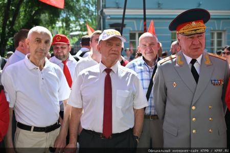 Г.А. Зюганов: Чтобы стать похожим на Пушкина, надо быть свободным, независимым и правдивым