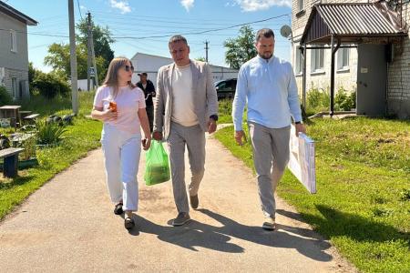 Рабочий выезд сенатора Айрата Гибатдинова в сельские районы Ульяновской области