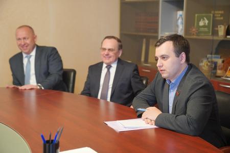 Накануне отчёта правительства Ивановской области состоялась традиционная встреча с руководителями фракций Ивановской областной Думы