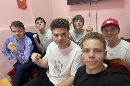 Ленинский Комсомол: «За победу КПРФ и реализацию Программы Победы»