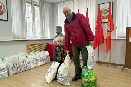 В Республике Коми при поддержке КПРФ состоялась благотворительная акция «Дорогою добра»