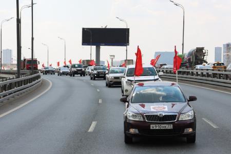 Вновь на улицах Москвы «Красные крылья Победы»