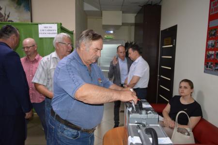 Коммунисты Алтайского края выдвинули кандидатов в Законодательное Собрание и приняли обращение в связи с топливным кризисом в стране
