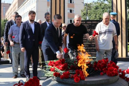 Рязань. Депутаты-коммунисты почтили память участников локальных войн