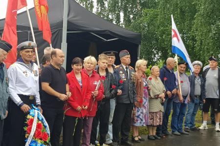 Рязанские коммунисты приняли участие в торжественных мероприятиях, посвященных Дню Военно-Морского Флота