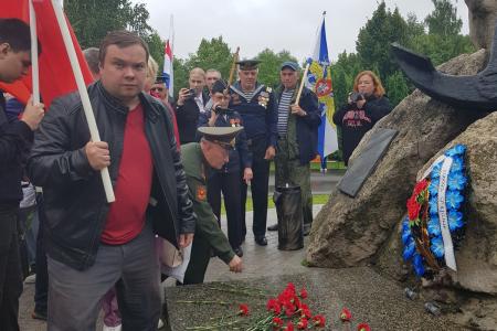 Рязанские коммунисты приняли участие в торжественных мероприятиях, посвященных Дню Военно-Морского Флота