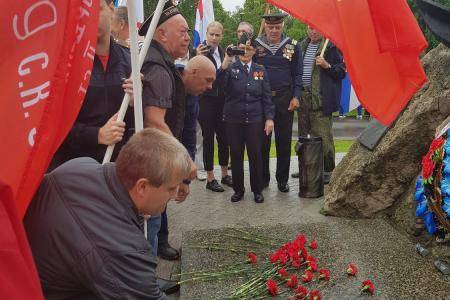 Рязанские коммунисты приняли участие в торжественных мероприятиях, посвященных Дню Военно-Морского Флота