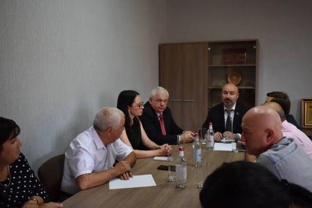 В Северо-Осетинском рескоме КПРФ обсудили ход подготовки к выборам в Государственную Думу