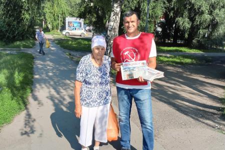 Омская область. Активист КПРФ Бронислав Дроздович: «Собираем наказы земляков, проблемы не решит даже приезд президента!»