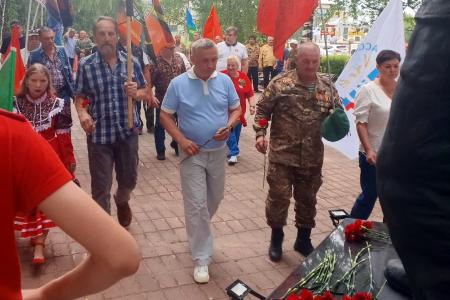 Коммунисты Архангельской области поддержали автопробег в честь Дня ветеранов боевых действий