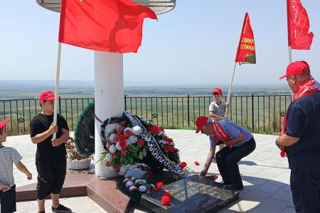 В Кабардино-Балкарии прошел патриотический автопробег «Красные крылья Победы»