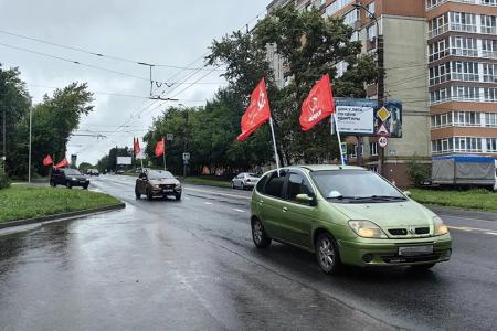 В Иванове прошел автопробег «Красные крылья Победы»