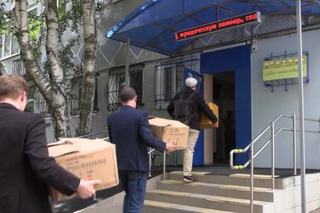 Депутат-коммунист Денис Буланов и активисты Кировского райкома КПРФ г. Саратова передали гуманитарную помощь Центру социальной помощи семье и детям