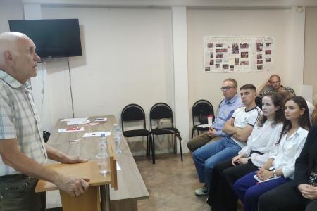 Великий Новгород: Широко шагает молодёжь!