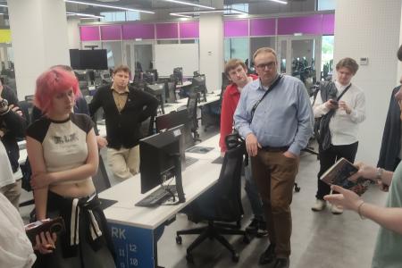 Великий Новгород: Широко шагает молодёжь!