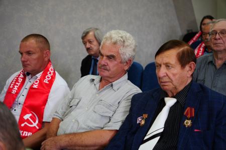 Состоялся X Пленум Челябинского обкома КПРФ