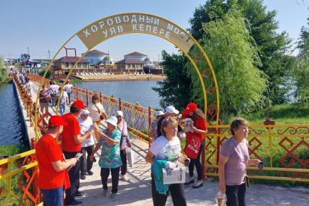 Партийная пресса Саратовского областного отделения КПРФ для участников и гостей  праздника чувашской культуры «Уяв»