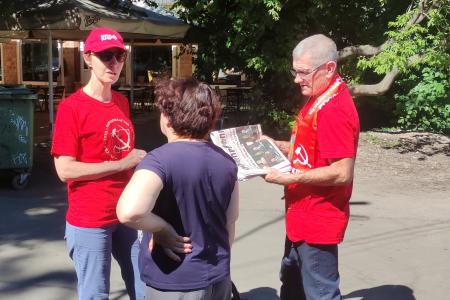 Новгородские коммунисты продолжают акции в поддержу Народного референдума
