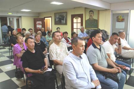 Коммунисты города Якутска обсудили участие в выборной кампании 2026 года