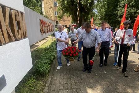 В Ставрополе прошёл торжественный митинг, посвящённый 106-й годовщине образования краевой комсомольской организации