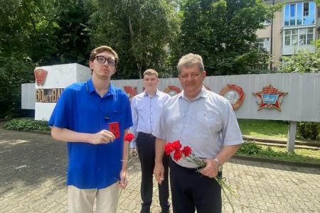 В Ставрополе прошёл торжественный митинг, посвящённый 106-й годовщине образования краевой комсомольской организации