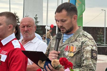 Ульяновские коммунисты почтил память детей-жертв войны на Донбассе
