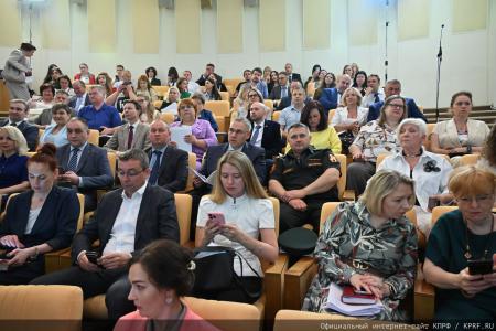 Нина Останина: Главное в работе Комитета Думы по защите семьи - судьбы людей