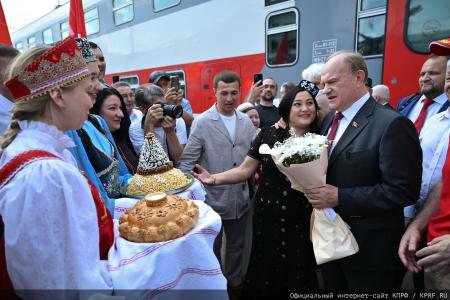 Продолжается рабочая поездка Г.А. Зюганова в Казань