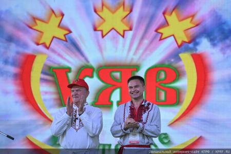 Геннадий Зюганов в Татарстане: Успешный опыт агитирует за Программу Победы КПРФ