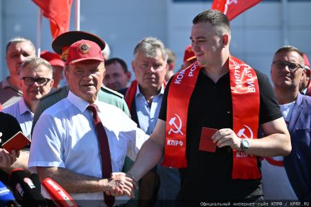 Геннадий Зюганов: Наш конвой символизирует дружбу народов, уникальный советский опыт и идеалы социализма