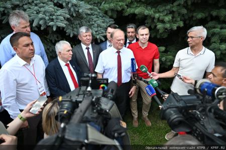 Продолжается рабочая поездка Г.А. Зюганова в Казань