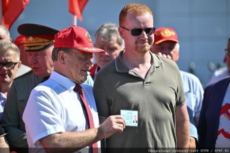 Геннадий Зюганов: Наш конвой символизирует дружбу народов, уникальный советский опыт и идеалы социализма