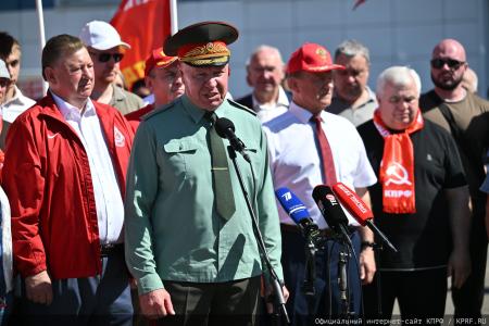 Геннадий Зюганов: Наш конвой символизирует дружбу народов, уникальный советский опыт и идеалы социализма