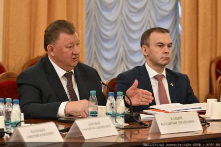 «Это не перекупщики — это мародёры!». Фракция КПРФ в Госдуме дала бой торговому олигархату