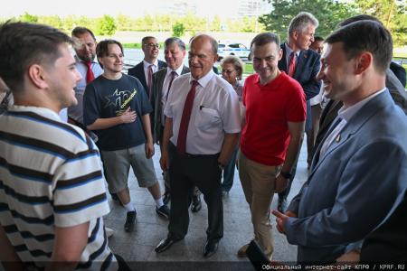 Продолжается рабочая поездка Г.А. Зюганова в Казань