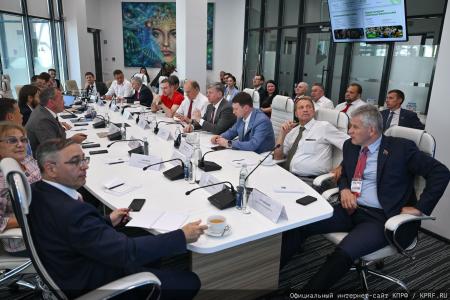 Продолжается рабочая поездка Г.А. Зюганова в Казань