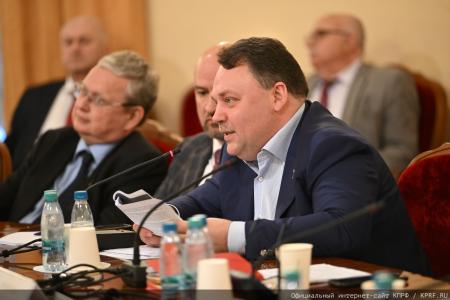 «Это не перекупщики — это мародёры!». Фракция КПРФ в Госдуме дала бой торговому олигархату