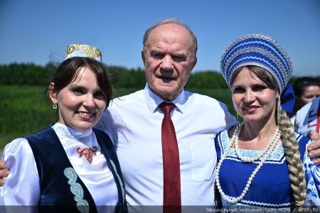 Геннадий Зюганов в Татарстане: Успешный опыт агитирует за Программу Победы КПРФ