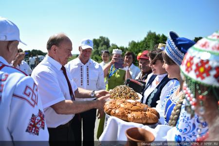 Геннадий Зюганов в Татарстане: Успешный опыт агитирует за Программу Победы КПРФ