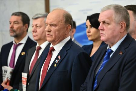 Геннадий Зюганов: Прошедшая пятилетка Госдумы была сложной, драматичной и военной