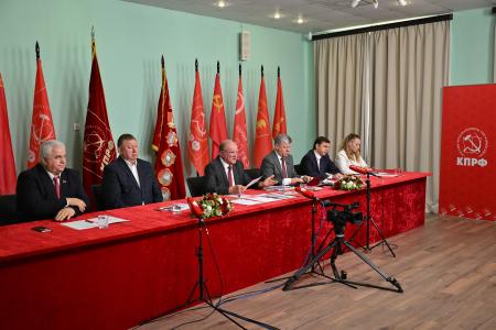Геннадий Зюганов: Нам есть что положить на весы истории