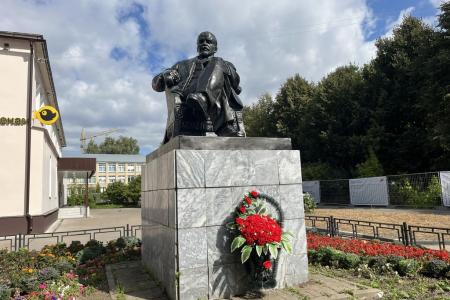 Московская область. Во время рабочего визита в Серпухов Владимир Кашин посетил АО «Дашковка»